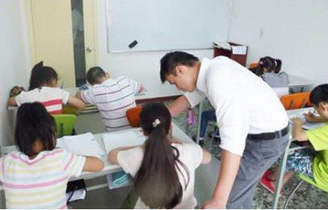 初中的孩子上学不认真怎么办