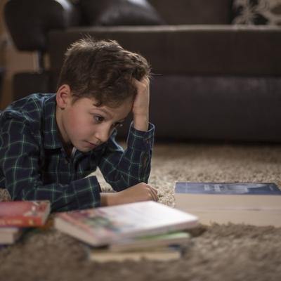 15岁的孩子上课犯困怎么办