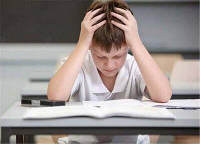 12岁孩子上学成绩越来越差怎么办