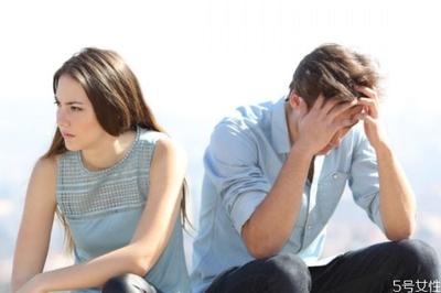 女朋友为什么容易生气，男生该怎么办？