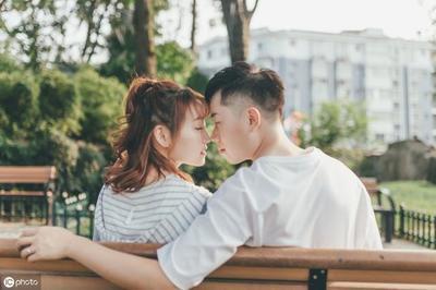 恋爱谈久了感情变淡该怎么办呢？