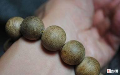 怎么清洗沉香手串 怎么清洗沉香手串