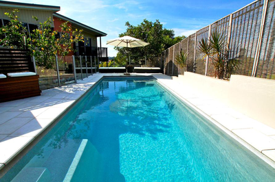 游泳池氯消毒注意事项