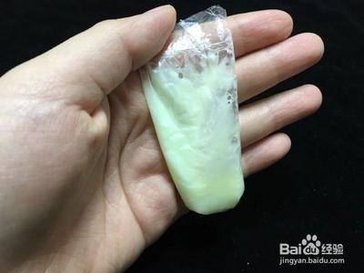 一次性手套剪一剪，放在家里太实用了