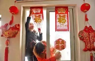 春节大扫除怎么快速干净刮玻璃？