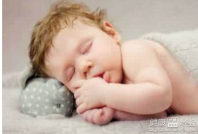 婴儿睡觉黑白颠倒如何纠正 婴儿睡觉黑白颠倒如何纠正