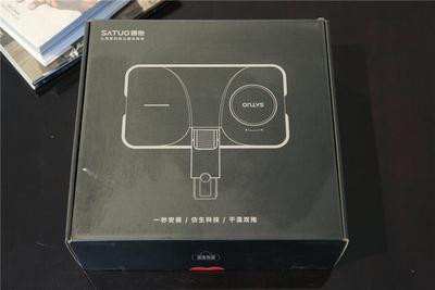 在家里如何使用吸尘器拖地
