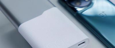 一加移动电源怎么样?一加10000mAh聚合物电源实物曝光