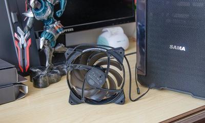 如何消除电脑机箱震动噪声