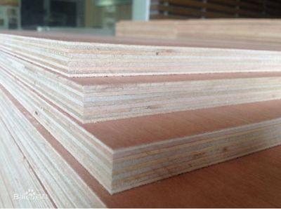 大芯板和多层实木板哪个好，大芯板是什么板