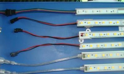 灯管一闪一闪的原因及维修方法看这里