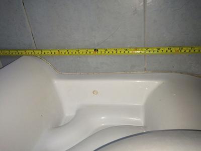 旧马桶怎么处理比较干净，旧马桶的孔距怎么测量