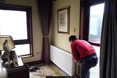 百诗地暖价格贵吗？漏水怎么修补