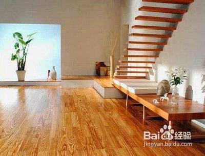 实木地板漆膜开裂、剥落、表面发白怎么修复