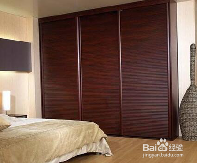 烤漆家具发黄怎么处理 烤漆家具如何翻新