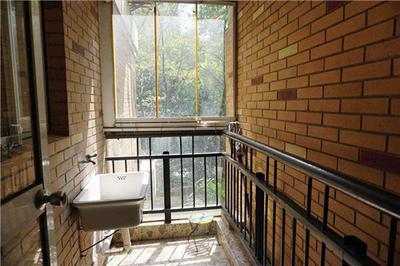 外伸阳台承重一般多少，阳台装修要注意什么