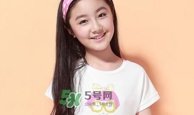 14岁女孩胸部变大正常吗?我14岁胸部太小怎么办