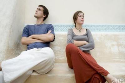 家庭主妇为何更容易出轨 家庭主妇出轨的原因