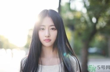 17岁女生下面很痒是为什么？高中女生下面很痒是怎么回事？