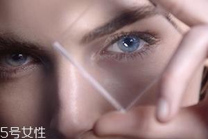 雅诗兰黛眼部精华使用方法