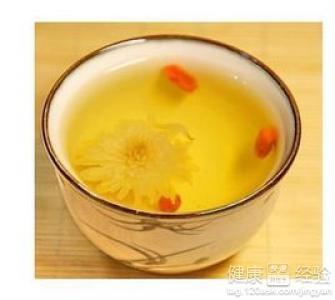 枸杞子泡水能空腹喝吗 枸杞子泡水什么季节喝好 枸杞子泡水能空腹喝吗 枸杞子泡水什么季节喝好