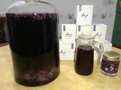 黑枸杞泡酒还可以加什么 黑枸杞泡酒喝了有什么功效