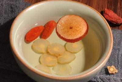 党参泡水喝一次放多少 党参泡水喝会上火吗