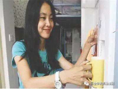 普通饮水机怎么使用？