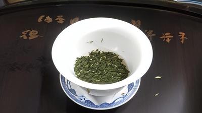 乌龙茶用洗茶吗 乌龙茶用多少度的水温泡好