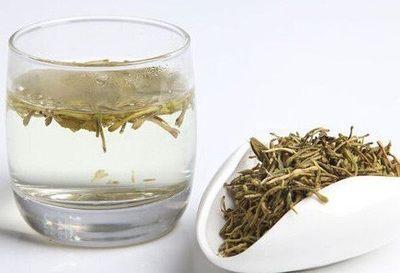 金银花泡水一次放多少 金银花泡水水温多少度合适 金银花泡水一次放多少 金银花泡水水温多少度合适