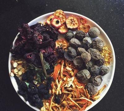 陈皮能长期泡水喝吗 陈皮能降尿酸吗