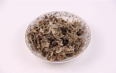 艾叶泡脚可以祛湿吗 艾叶泡脚可以祛痘吗