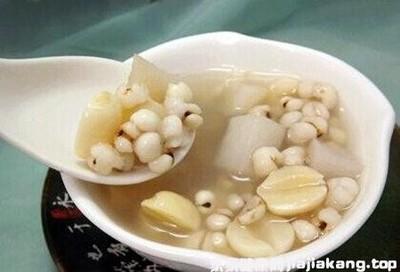 莲子心什么季节喝最好 莲子心什么体质不能喝