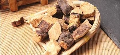 何首乌怎么吃生发最有效 何首乌泡酒有什么功效 何首乌怎么吃生发最有效 何首乌泡酒有什么功效