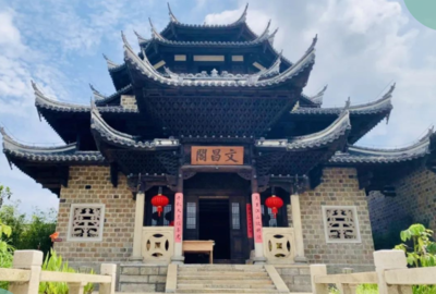 卧龙是什么意思？&lsquo;卧龙&rsquo;的历史背景与文化象征