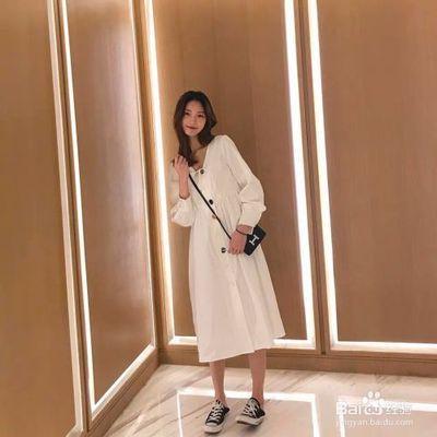 宽松裙子怎么搭配 宽松裙子怎么搭配