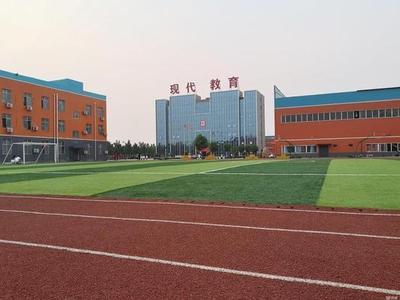 封闭式的学校真的好吗？分析封闭式学校的利与弊