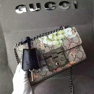 华伦天奴算什么档次奢侈品界的顶流