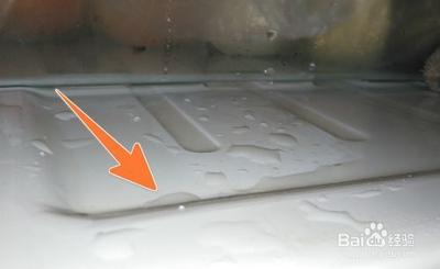 冰箱出水孔在哪里 冰箱出水孔位置及清洗方法 冰箱出水孔在哪里 冰箱出水孔位置及清洗方法