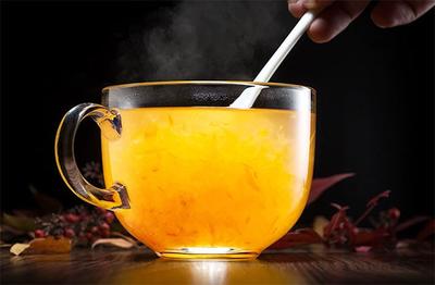 蜂蜜柚子茶上火还是降火 蜂蜜柚子茶可以解酒吗 蜂蜜柚子茶上火还是降火 蜂蜜柚子茶可以解酒吗