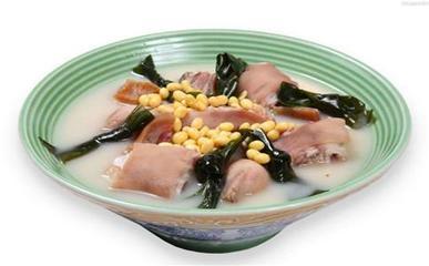 白术茯苓煮水喝多久能去除湿气 白术茯苓煮水喝会伤肝吗 白术茯苓煮水喝多久能去除湿气 白术茯苓煮水喝会伤肝吗