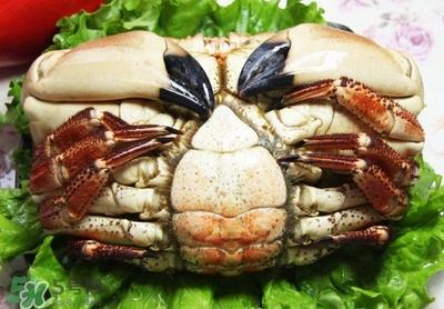 螃蟹冷冻后可以再拿出来蒸着吃吗 螃蟹冷冻后需要解冻吗