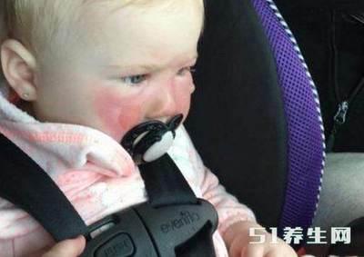 身体防晒霜可以擦脸吗 身体防晒霜怎么涂脸 身体防晒霜可以擦脸吗 身体防晒霜怎么涂脸