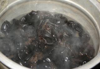 煮熟的木耳4天还能吃吗 煮熟的木耳放冰箱里能放几天