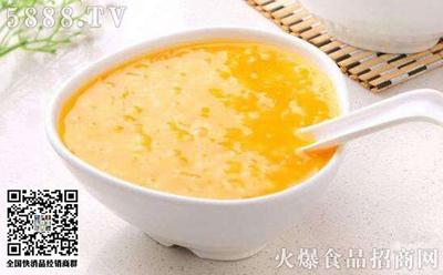 南瓜和什么一起煮粥好 南瓜粥什么时候吃最好 南瓜和什么一起煮粥好 南瓜粥什么时候吃最好