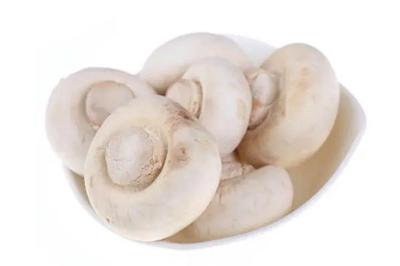 口蘑里面有黑色的东西能吃吗 口蘑放冰箱变黑能吃吗