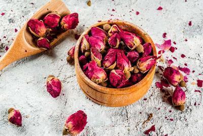 玫瑰花茶不能和什么食物一起吃 玫瑰花茶和什么搭配祛斑美白