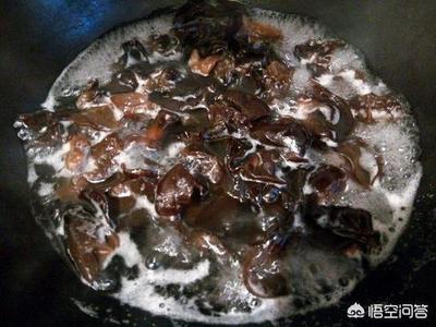 木耳煮久了是否有毒 木耳煮多久合适