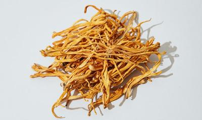 肉苁蓉加五味子的功效 肉苁蓉和五味子泡茶的比例 肉苁蓉加五味子的功效 肉苁蓉和五味子泡茶的比例